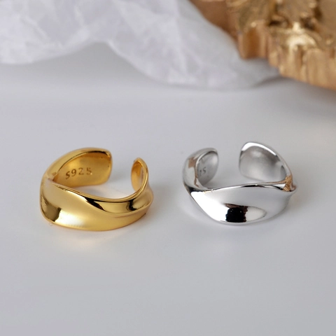 Minimalist 925 Sterling Silver Ear Cuffs For Women Twisted Wave Design Non Pierced Earrings Simple Niche Style