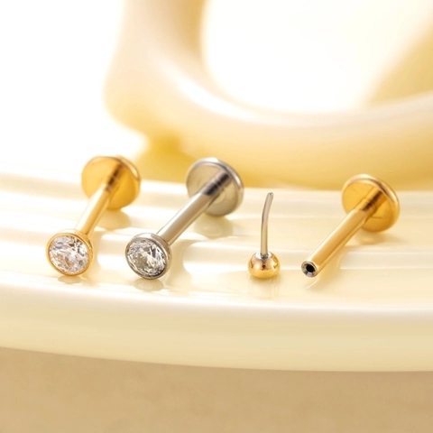 G23 Titanium Labret Stud Zirkoon Push In Draadloos Platte Achterkant Kraakbeen Oorbel Piercing Sieraden Voor Dames Heren
