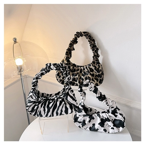 Bolso De Hombro Ruched Underarm Mujer Cuero PU Y Tela Retro Estampado Animal Leopardo Cebra Vaca Floral Dumpling Cloud Bag