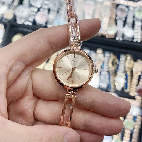 Fashion Women Bracelet Watch Minimalist Round Dial Alloy Metal Chain Quartz Wristwatch For Ladies Elegant Decorative Watch