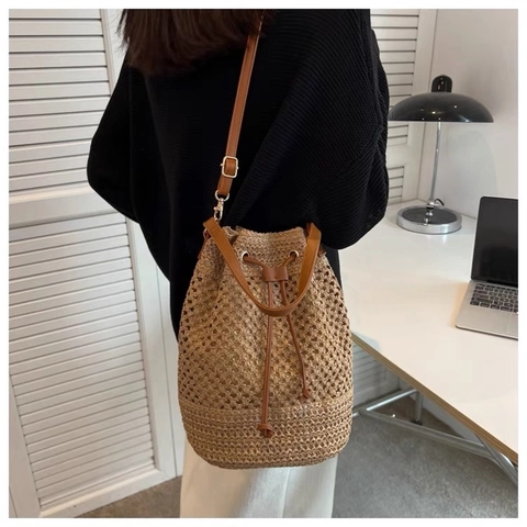 Bolso Cubo De Paja Tejido Calado Gran Capacidad Bolso De Hombro De Playa De Verano Con Cordón De Cuero PU Para Mujeres