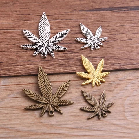 Alloy Leaf Pendants Retro Maple Charms For DIY Jewelry Making Vintage Style Handicraft Accessories