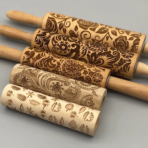 Christmas Embossed Wood Rolling Pin Engraved Flower Vine Pattern For Baking Cookies DIY Handcrafted Kitchen Tool