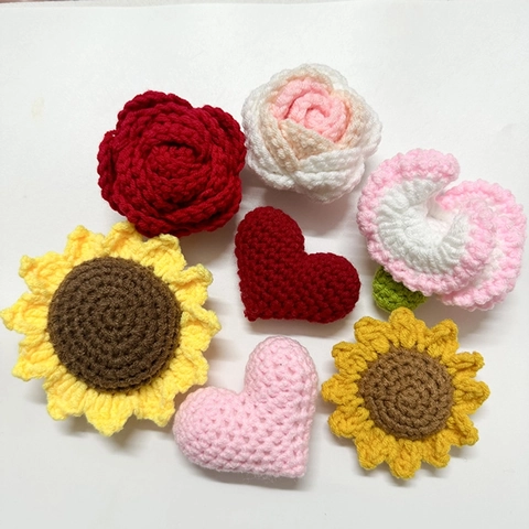 Handmade Crochet Knitted Artificial Flowers Sunflower Rose Carnation Heart Shape Soft Yarn DIY Crafts Party Decor