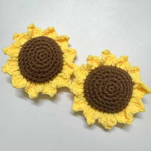 Handmade Crochet Knitted Artificial Flowers Sunflower Rose Carnation Heart Shape Soft Yarn DIY Crafts Party Decor