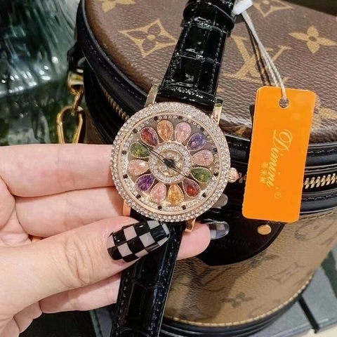 Luxury Women Quartz Watch Rotating Flower Dial Rhinestone Encrusted Fashion Genuine Leather Strap Starry Sky Elegant