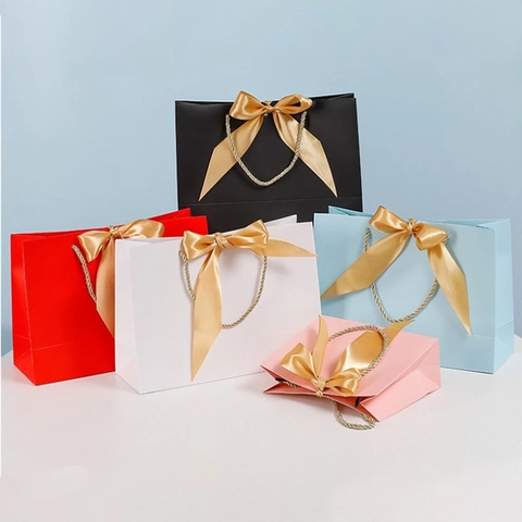 Gift Paper Bags With Bow Tie Satin Ribbon Handheld Square Bottom For Wedding Birthday Party Shopping