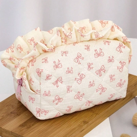 Quilted Cotton Fabric Cosmetic Bag With Lace Ruffle Trim Bowknot Cherry Floral Pattern Large Capacity Travel Makeup Organizer Pouch