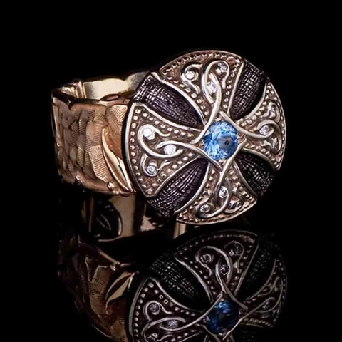 Men Vintage Punk Cross Motif Ring Rose Gold Plated Alloy Blue Zircon Center Relief Scroll Texture Gothic Jewelry