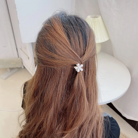 Mini Pinza Para Pelo Flor Camelia Perla Artificial Aleación Dorada Horquilla Pequeña Estilo Coreano Elegante Mujer