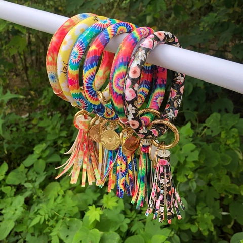 PU Leder Armreif Schlüsselanhänger Mit Quaste Leopard Blumenmuster Bedruckt Schlüsselring Armband Für Damen Mode Schmuck