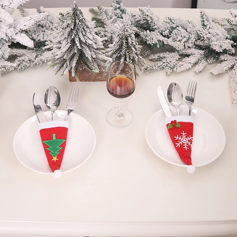 Christmas Cutlery Holder Non-woven Fabric Santa Hat Shape Knife Fork Pocket Festive Dining Table Decoration