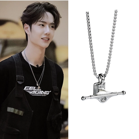 Skateboard Truck Pendant Necklace Titanium Steel Box Chain Hip Hop Streetwear Jewelry Accessories For Men Women
