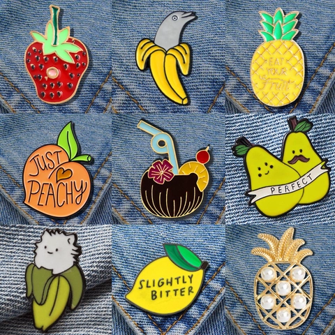 Enamel Pin Fruit Shape Alloy Brooch Cartoon Strawberry Pineapple Lemon Badge For Backpack Jacket Novelty Jewelry Women