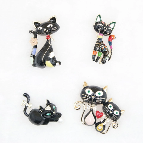 Spilla Creativa a Forma di Gatto in Lega Smaltata Pin Animale Con Strass e Perla Artificiale per Abbigliamento Donna Gioielli