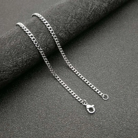 Collana Hip Hop Maglia Cubana Unisex in Acciaio al Titanio Lucidato Curb Chain Streetwear Gioielli per Uomo Donna Colore Argento