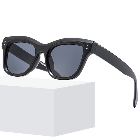Retro Quadratische Sonnenbrille Großer Rahmen PC Material UV400 Schutz Mode Trendy Brillen Für Damen Herren Mit Nieten