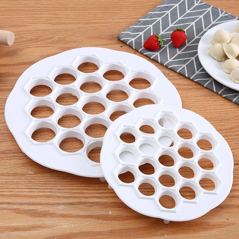 Pelmeni Maker Mold Plastic Honeycomb Multi Hole Manual Dumpling Press Dough Cutter Home Kitchen Tool White