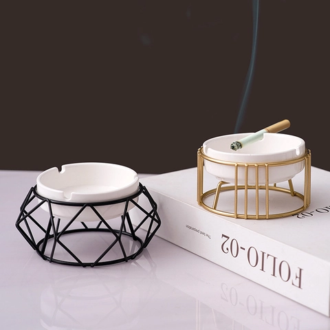 Portacenere In Ceramica Con Supporto Geometrico In Metallo Nordico Minimalista Moderno Portacenere Decorativo Per Casa Ufficio