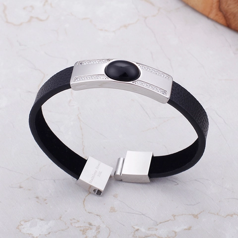 Herren Mode Armband 316L Edelstahl PU Leder Mit Ovalem Schwarzen Edelstein Strass Geometrischer Magnetverschluss