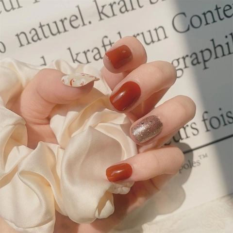 French Sweet Floral Press On Nails Red Gold Glitter Glossy Short Square Artificial Finger Nails Waterproof