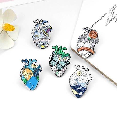 Artistic Anatomical Heart Enamel Brooch Alloy Van Gogh Starry Night Rose Butterfly Whale Badge For Women Men Fashion Jewelry