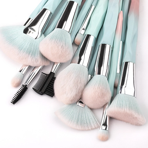 Professional Makeup Brushes Diamond Cut Geometric Handle Synthetic Fiber Colorful Gradient Soft Eye Shadow Beauty Tools
