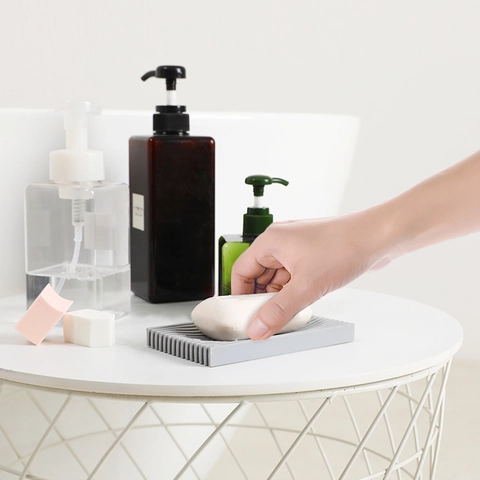 Minimalistische Seifenschale Aus TPR Weichgummi Selbstentwässernder Geschlitzter Seifenhalter Rutschfeste Ablage Badezimmer Dusche