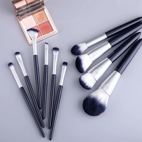 Professional Makeup Brushes Wood Handle Ultra Soft Synthetic Fiber Portable Eye Shadow Foundation Beauty Tool