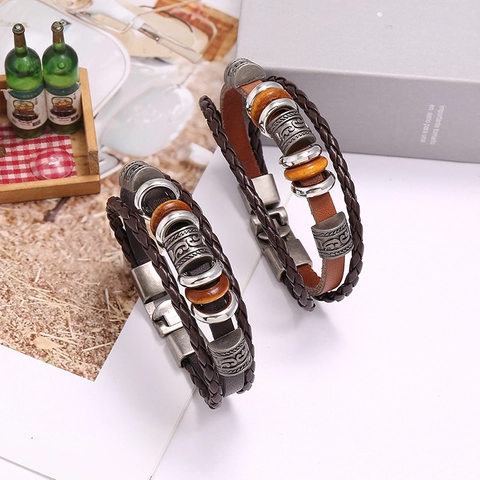 Mehrlagiges Handgewebtes Rindsleder Armband Mit Holzperlen Und Legierungsanhängern Retro Ethno Stil Für Männer