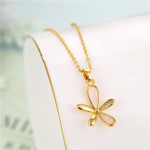 Collana Con Pendente A Fiore Placcata Oro Acciaio Al Titanio Ottone Conchiglia Zircone Gioielli Da Donna
