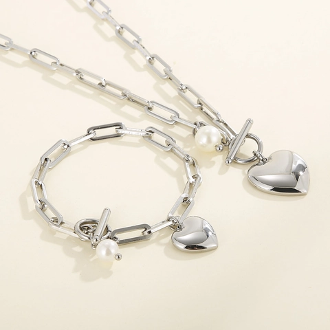 Collana E Bracciale Con Pendente A Cuore Acciaio Inossidabile Perla Artificial Sintetica Catena Graffetta Chiusura Toggle Donna
