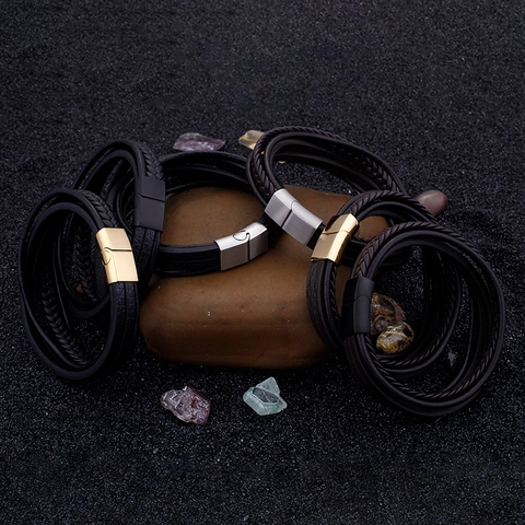 Herren Mehrlagiges Geflochtenes Lederarmband Mit Edelstahl Magnetverschluss Vintage Lässiger Punk Schmuck Für Den Alltag