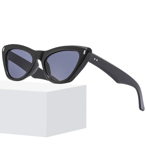 Vintage Cat Eye Sunglasses Retro Trendy Women UV400 Protection Anti Blue Light Glasses PC Frame Metal Rivets