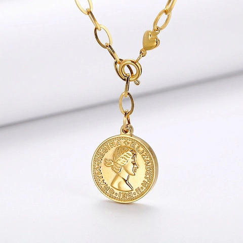 Collar Con Colgante De Moneda De Acero Inoxidable Vintage Retrato De La Reina Isabel II Cadena De Eslabones Con Dije De Corazón Para Mujer Joyería Retro