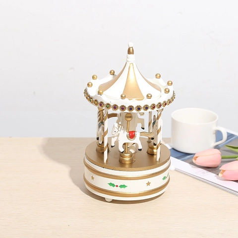 Carousel Music Box Wooden Rotating Musical Ornament For Christmas Decoration Desktop Retro European Style Gift Kids