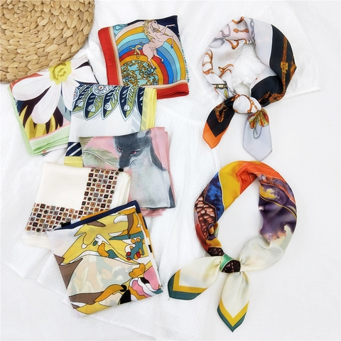 Women Square Scarf Elegant Faux Satin Satin Neckerchief Printed Floral Geometric Pattern Lightweight Hair Bandana Head Wrap