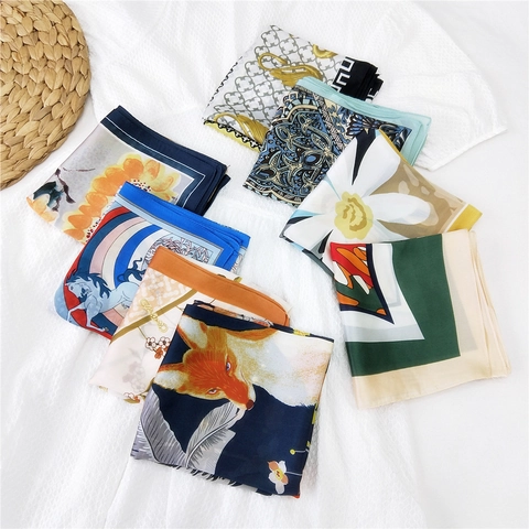 Women Square Scarf Elegant Faux Satin Satin Neckerchief Printed Floral Geometric Pattern Lightweight Hair Bandana Head Wrap