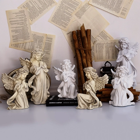 Angel Figurine Resin Statue European Retro Praying Kneeling Cherub Sculpture Desktop Ornament Home Decoration Gift