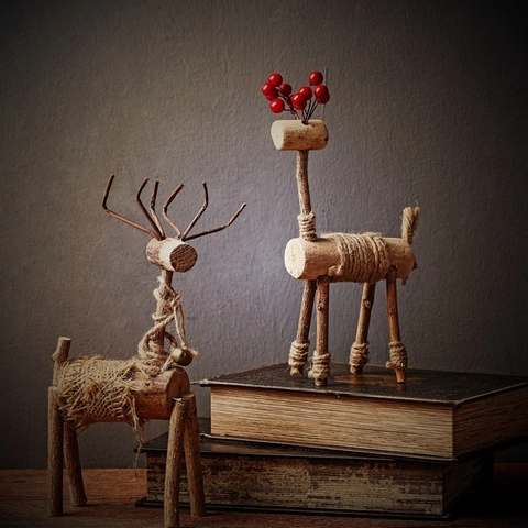 Wooden Reindeer Figurine Handmade Rustic Natural Wood Branch Hemp Rope Christmas Home Decor Retro Nordic Animal Decor