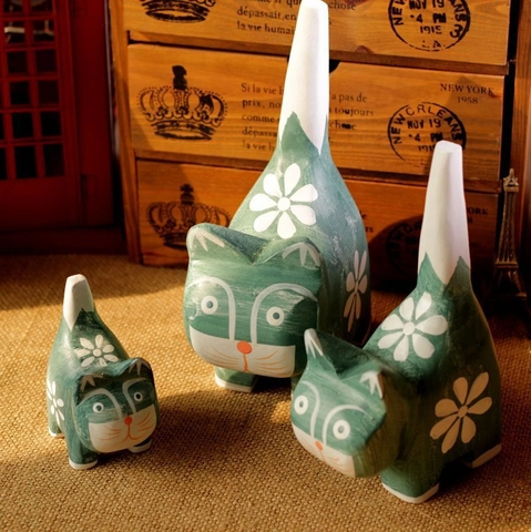 Wooden Cat Figurines Hand Painted Green Floral Nordic Animal Sculptures For Home Decor Desktop Ornaments