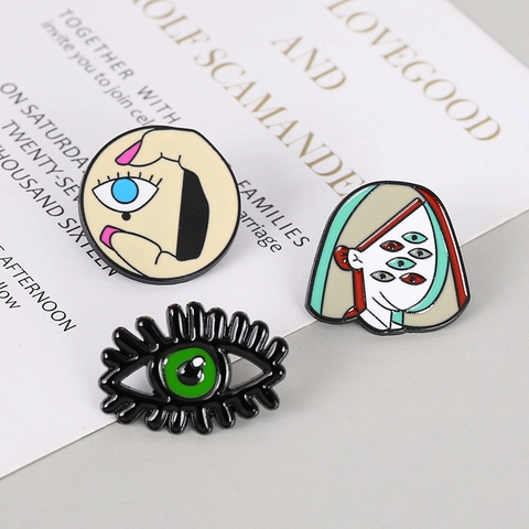 Surrealistisch Abstract Portret Emaille Speld Legering Oog Hart Broche Badge Voor Denim Jassen Rugzakken Mode Sieraden Accessoires