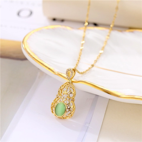 Collana Con Ciondolo A Zucca Acciaio Al Titanio Ottone Placcato Oro 18K Cavo Diaspro Verde Zircone Gioielli Regalo Di Compleanno Per Donne