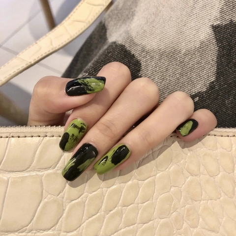 Schwarz Grün Abstrakt Kunst Graffiti Press On Nails Quadratisch Rund Vollständige Abdeckung Wasserdicht Falsche Nägel