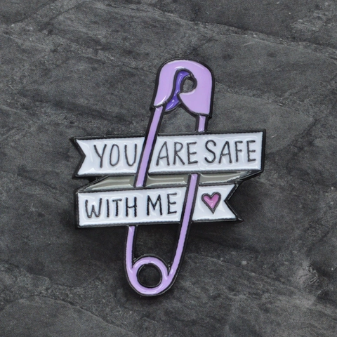 Spilla in Smalto a Forma di Cuore e Spilla da Balia Viola You Are Safe With Me Distintivo in Lega per Donna Uomo Gioielli