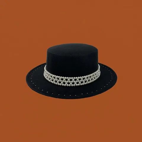 Elegante Cappello Boater in Lana Retrò Francese Donna Inverno Perla Artificiale Nero Parte Superiore Piatta Tesa Larga