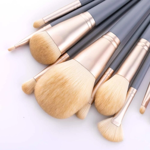 Professionele Make-Up Borstels Synthetische Vezelharen Houten Handvat Roségouden Ring Grijsblauwe Beauty Tools