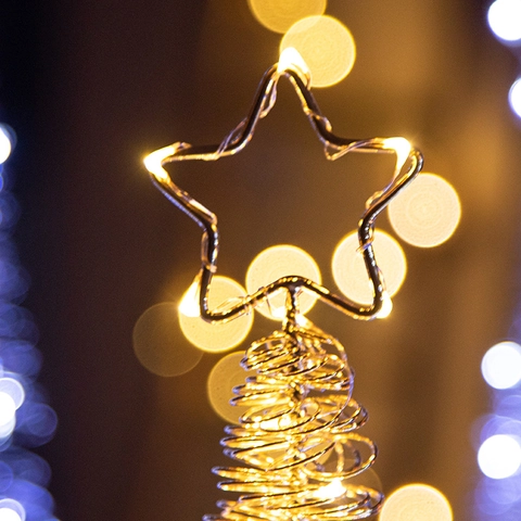Iron Art LED Christmas Tree Decorations Metal Wire Spiral Conical Desktop Ornaments With Star Topper For Holiday Atmosphere