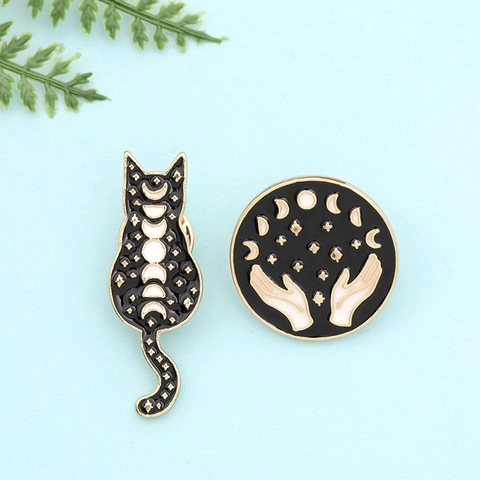 Moon Phase Cat Enamel Pin And Round Hands Astrology Badge Zinc Alloy Jewelry For Clothing Accessory Mysterious