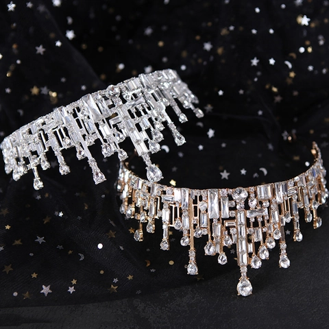Tiara Da Sposa Di Lusso Corona Strass Cristallo Lega Fatto A Mano Copricapo Da Matrimonio Per Donne Retro Accessori Per Capelli